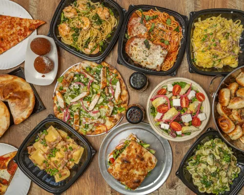 Crustinos Pizza’s baked pasta trays, featuring classic Italian recipes.